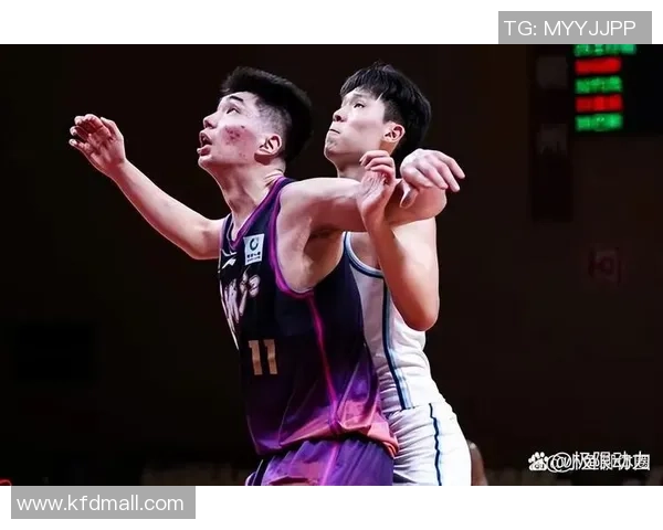 CBA季后赛激战正酣 多支强队争夺最终冠军殊荣 CBA季后赛激战正酣 多支强队争夺最终冠军殊荣